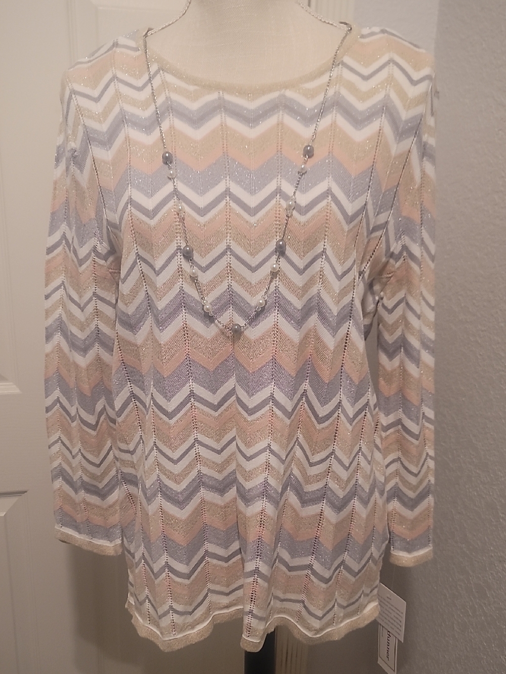 Alfred Dunner Chevron Knit Top in Cream, Gray & Blush